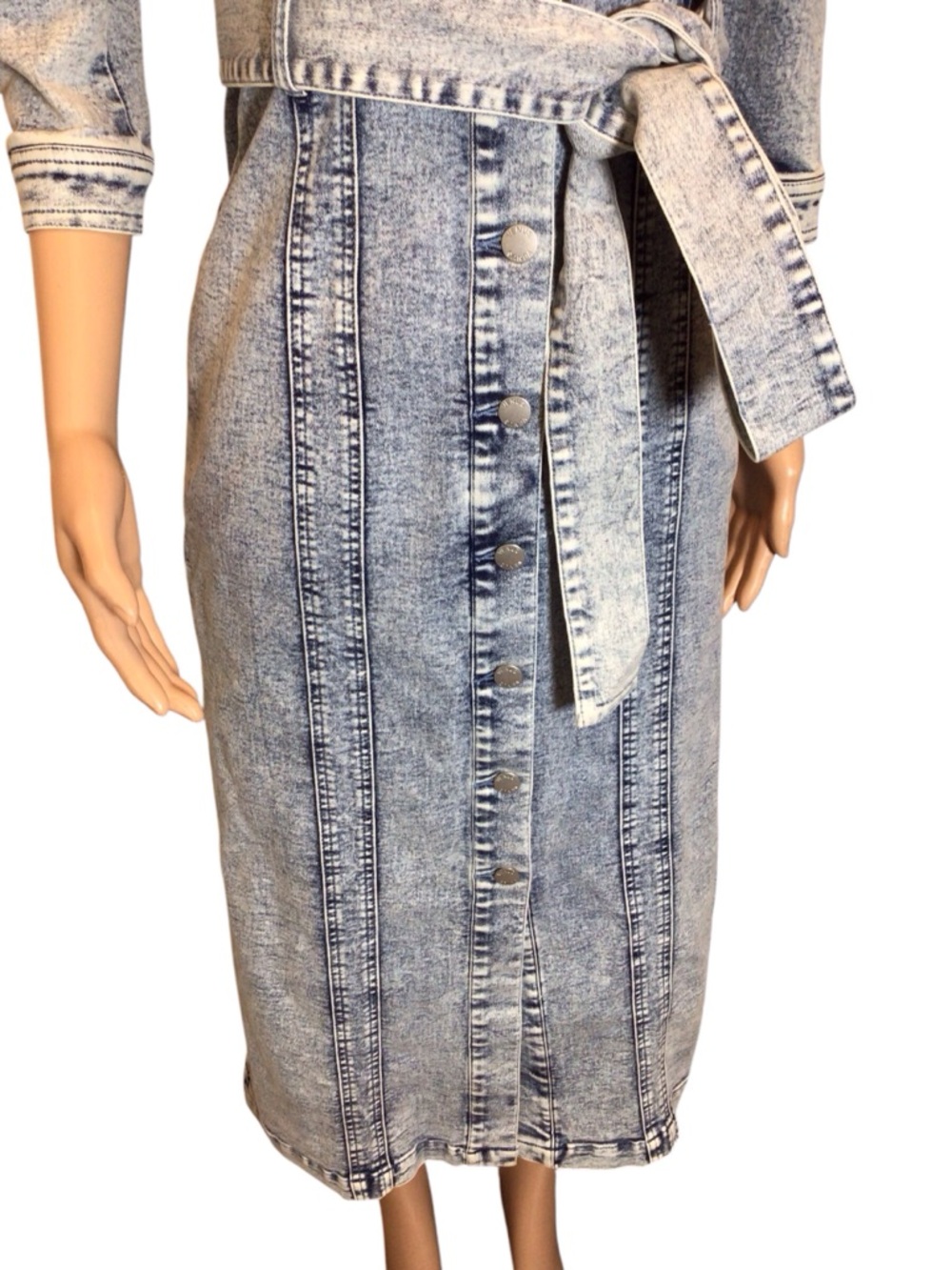NWOT Venus Denim Midi Dress Sz 6 Puff Sleeve Belted Button Front Stretch - Picture 4 of 12